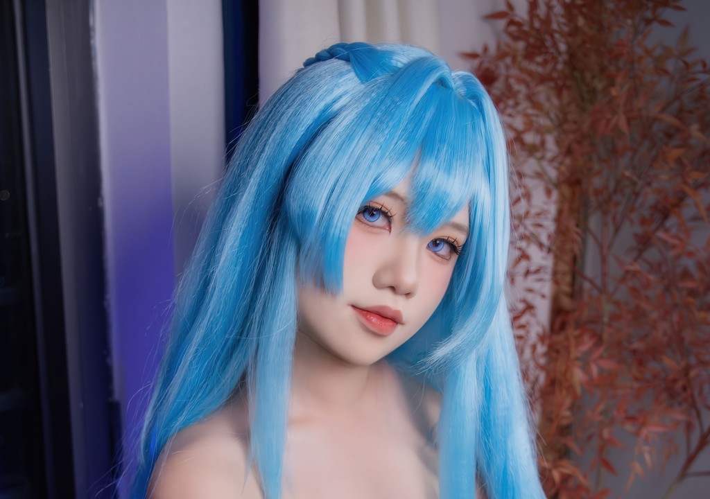 Nai_奈绯 - 海伦｜54P+7V · 2.04GB · 金发与白翼，她在2GB的圣光里把