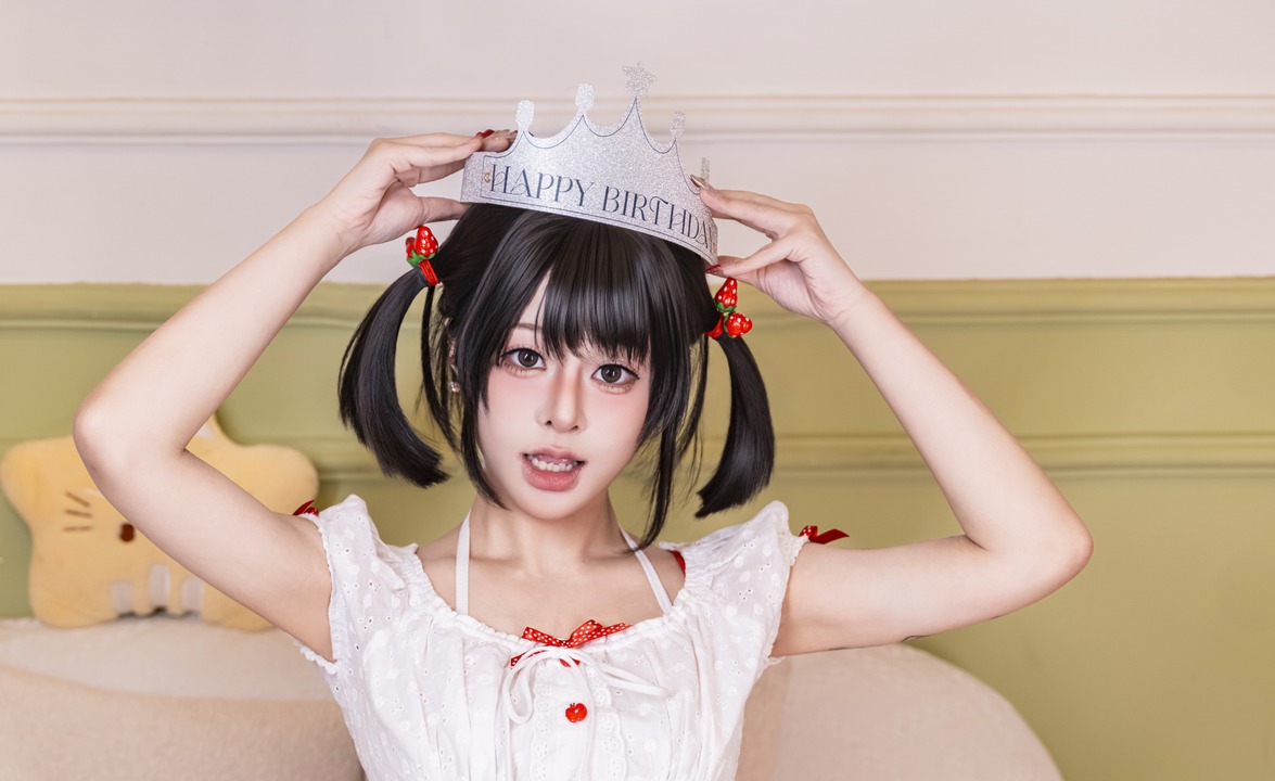 Tamaki 桥本环爱 生日限定｜174P+43V 烛光卡在生日皇冠发箍的那秒，她把萝御切换穿成生诞祭的年度私语-玩图志