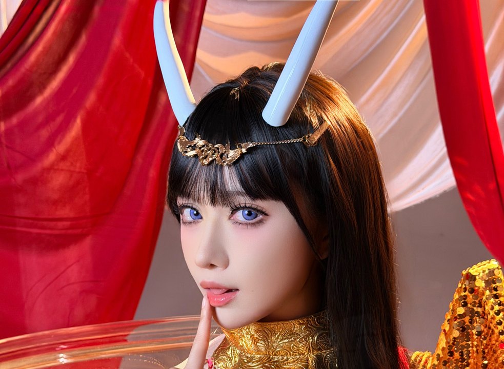 Shika小鹿鹿 – 能代舞娘｜31P 暖光卡在舞娘薄纱的那秒，她把能代穿成碧蓝航线的舰装私语-玩图志