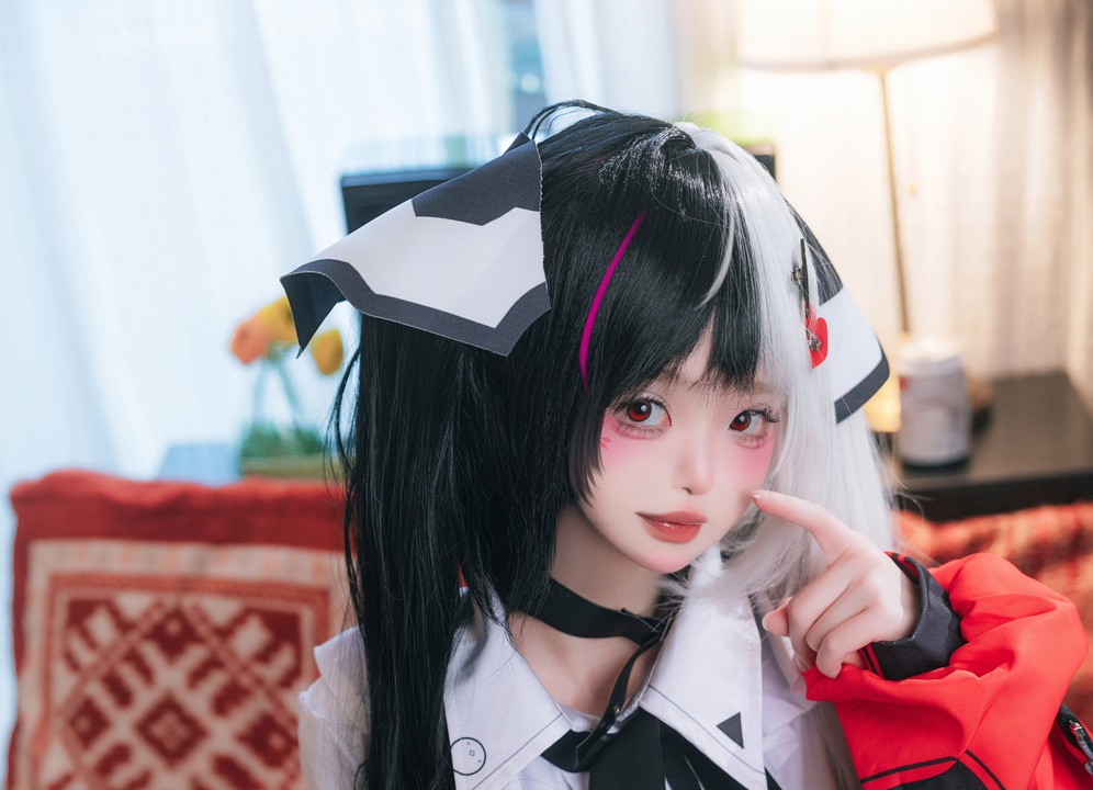Irisuare_愛莉 安魂曲｜23P+1V 禁制机动队棚光卡在阴阳发分界那秒，她把番茄酱穿成愛莉的私语-玩图志