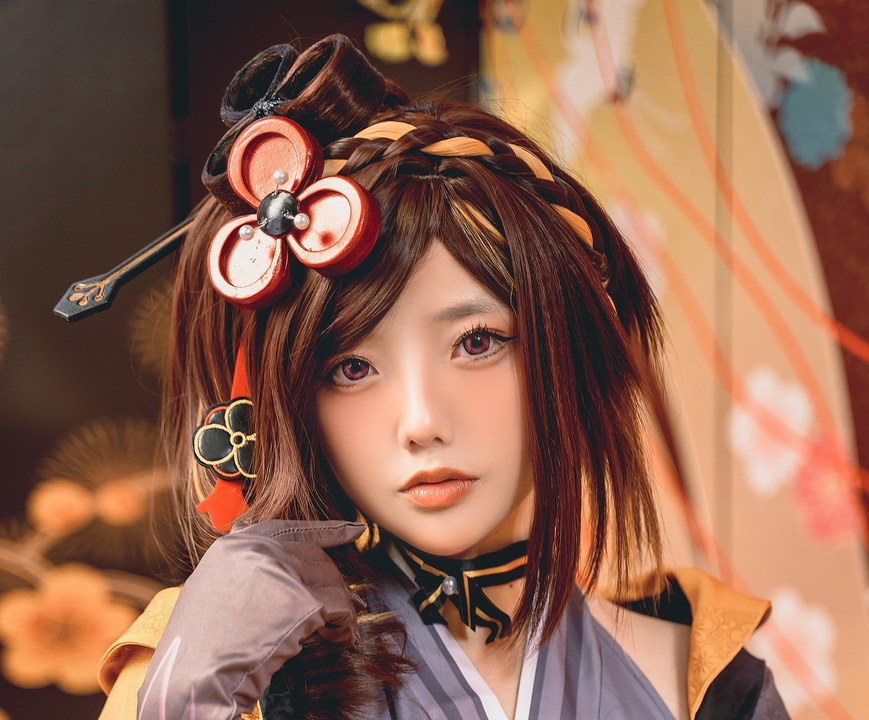 Messie Huang - Chiori ｜60P+2V 枫丹棚光卡在棕黄和服红发簪那秒，她把布艺三色堇穿成Messie黄的私语-玩图志