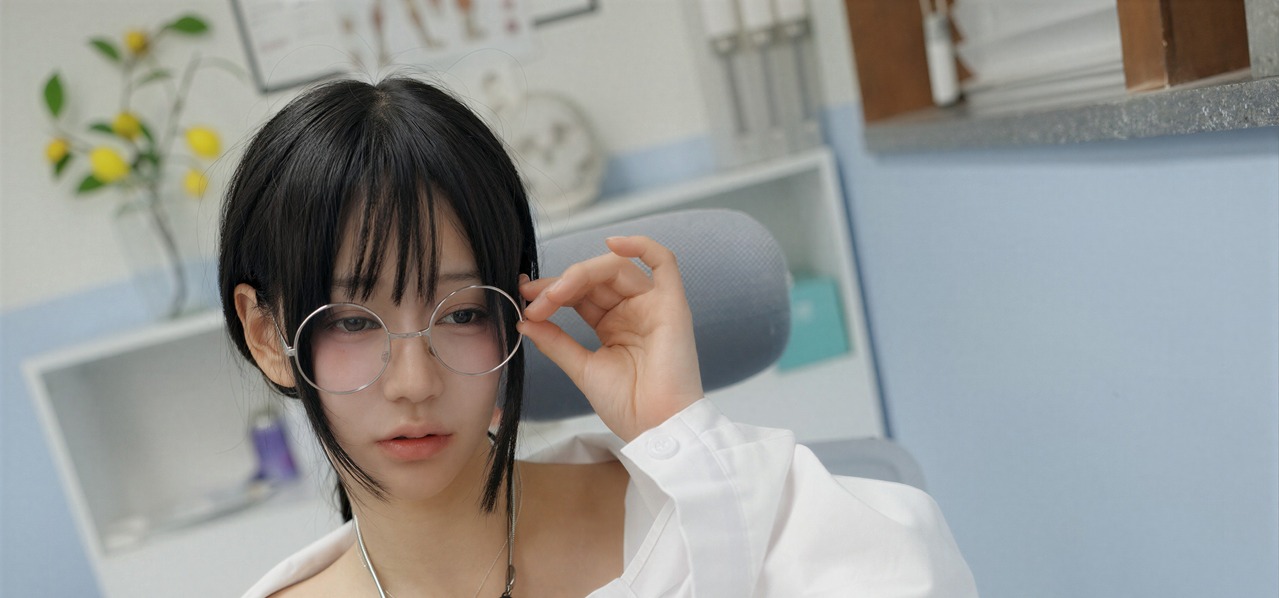 Noah [Bimilstory] Vol.02 Nympho Hospital｜80P 病房冷光卡在护士服领扣那秒，她把「反差」穿成 Noah 的私语-玩图志