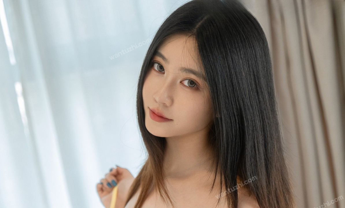 年年nnian - 夏菊｜80P 院坝午光卡在菊瓣裙摆，她把「夏菊」穿成年年的私语-玩图志