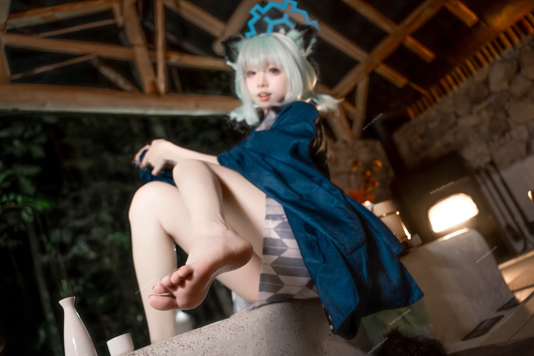 纸悦Etsu_ko - 真爱特写包｜34P 床头侧光卡在睫毛根那秒，她把「真爱」写成了特写的私语-玩图志