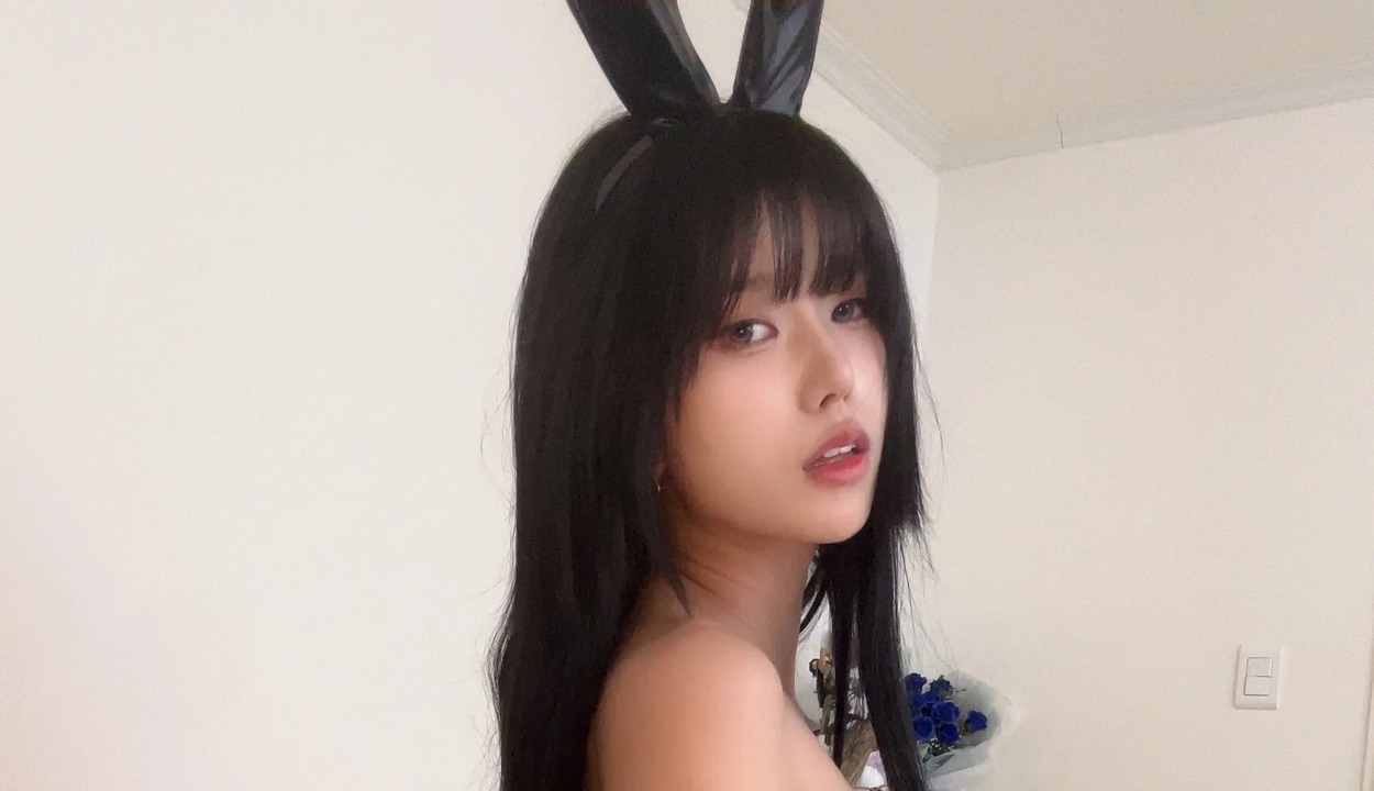 Choi Somi - some_s2 1k Subscription Pictures｜50P 订阅庆灯光卡在慵懒肩线-玩图志