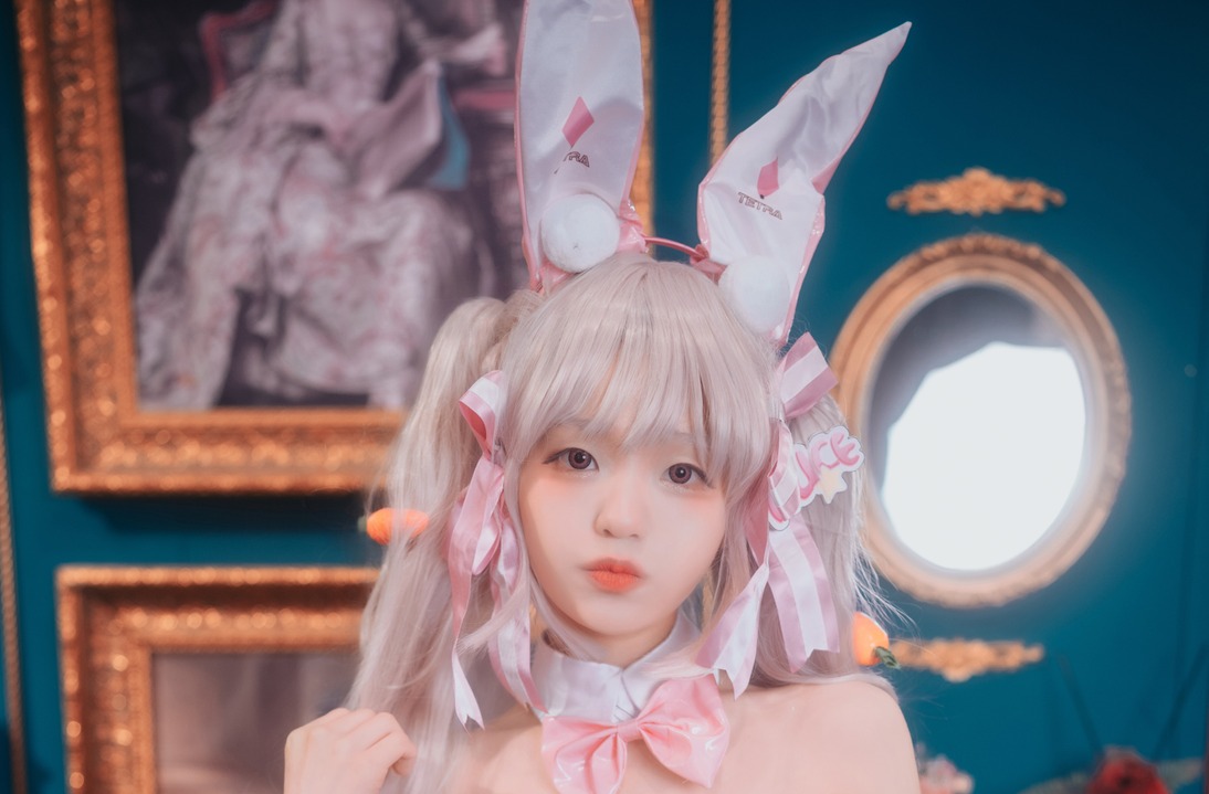 Jenny- DJAWA NIKKE Wonderland Bunny 爱丽丝｜81P 兔耳绒光卡在紧身兔装腰封-玩图志